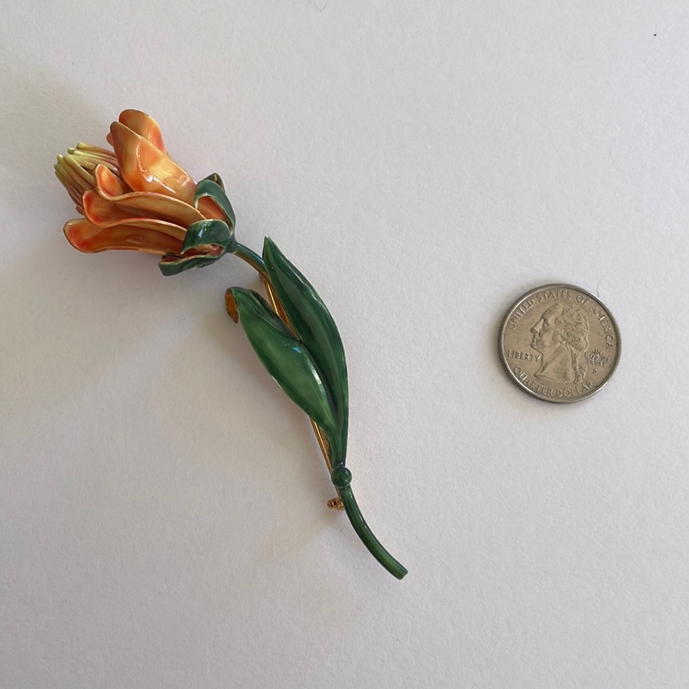 Vintage Sandor Co. Flower Brooch